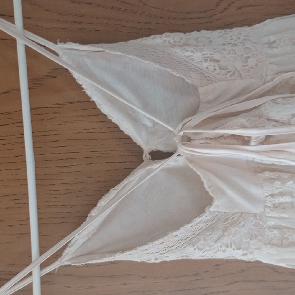 Dress - Picture 4 of 7
